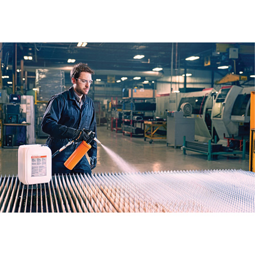 Pompe &agrave; pulv&eacute;riser pour E-Weld Plasma, Longueur du tube 15,4" Distribution Industrielle GC