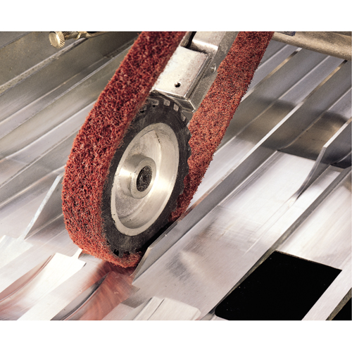 Courroies de traitement des surfaces Scotch-Brite Distribution Industrielle GC