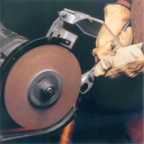 Scotch-Brite Cut & Polish Wheels, 6" Dia. x 1" W, 1" Arbor, Aluminum Oxide Distribution Industrielle GC