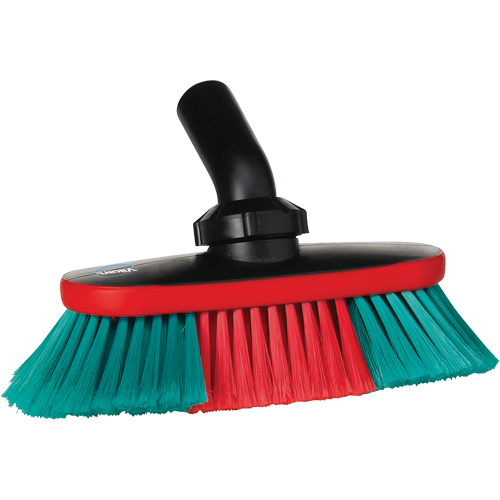 Brosse avec t&ecirc;te ajustable et alimentation en eau pour v&eacute;hicules de la s&eacute;rie Transport Distribution Industrielle GC
