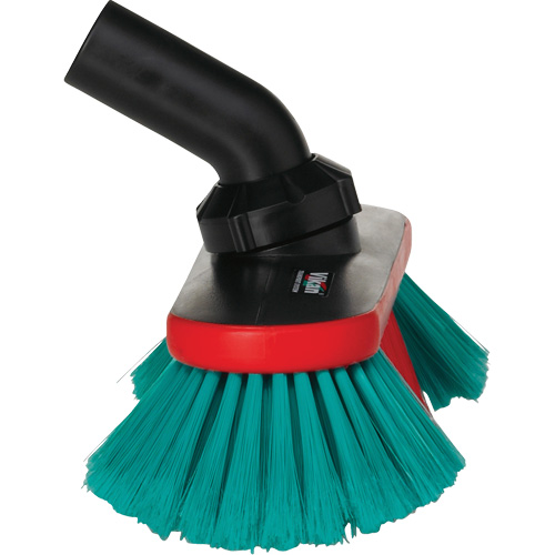Brosse avec t&ecirc;te ajustable et alimentation en eau pour v&eacute;hicules de la s&eacute;rie Transport Distribution Industrielle GC