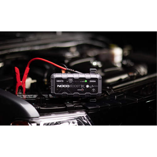 GBX75 Boost&reg; X Jump Starter Distribution Industrielle GC