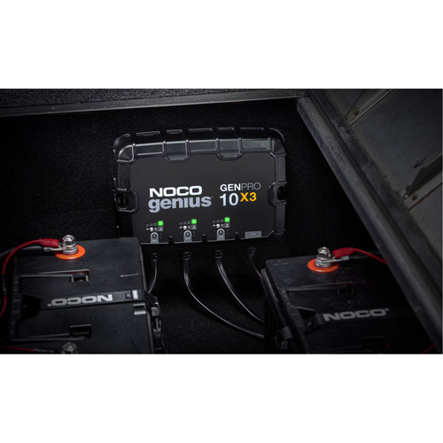 Chargeur de batterie embarqu&eacute; &agrave; 3 sorties de 30 amp&egrave;res GenPro10X3 Genius Distribution Industrielle GC