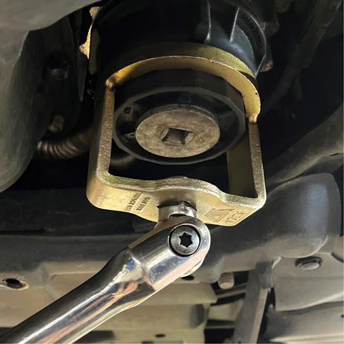Cl&eacute; pour filtre &agrave; huile Toyota – 4, 6 et 8 cylindres Distribution Industrielle GC