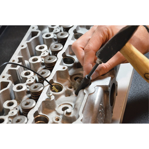 Trousse d'extracteur dembouts de bougies de pr&eacute;chauffage Distribution Industrielle GC