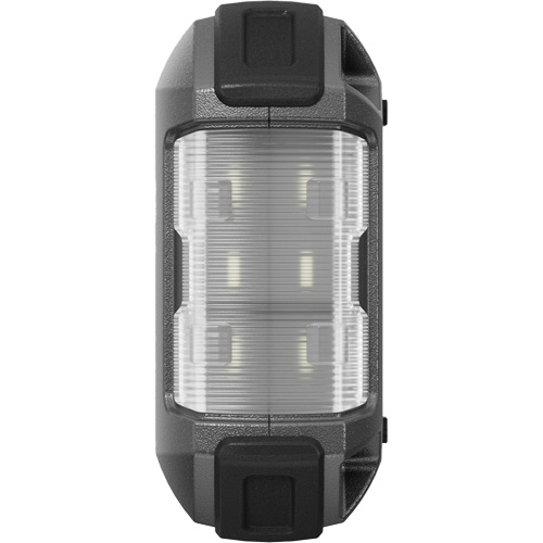 D&eacute;marreur d'appoint, survolteur, banque d'alimentation et lampe de poche JumpSurge1500 Distribution Industrielle GC