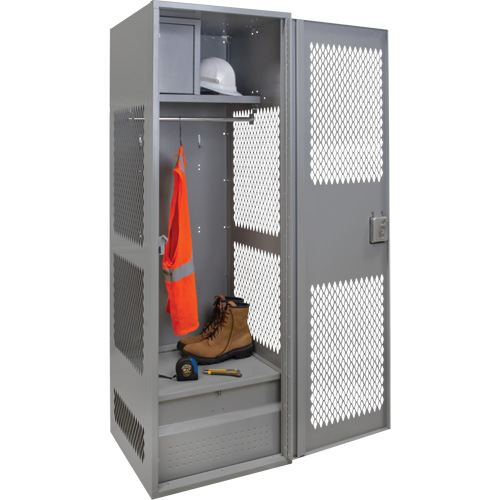Casier pour &eacute;quipement avec porte, Acier, 24" la x 24" p x 72" h, Gris Distribution Industrielle GC