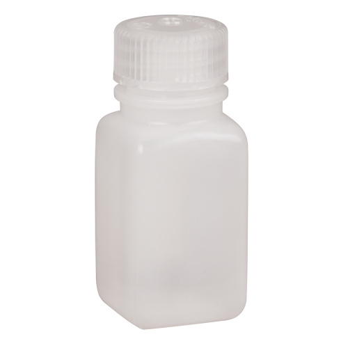 Bouteilles peu encombrantes &agrave; prise facile, Carr&eacute;e, 2 oz, Plastique Distribution Industrielle GC