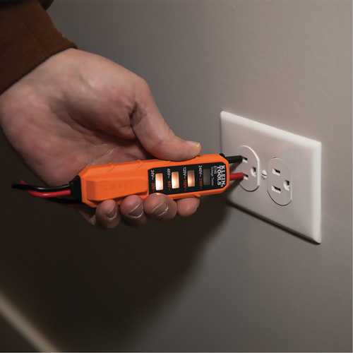 Trousse dessai &eacute;lectrique avec multim&egrave;tre num&eacute;rique Distribution Industrielle GC