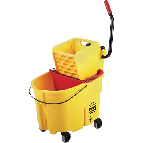 Ensemble de seau pour vadrouille et essoreuse WaveBrake, Pression lat&eacute;rale, 8,75 gal. US (35 pintes), Jaune Distribution Industrielle GC