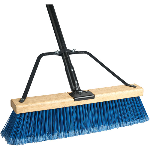 Balai-brosse &agrave; manche renforc&eacute; Ryno, 36", Fin, Soies PVC Distribution Industrielle GC