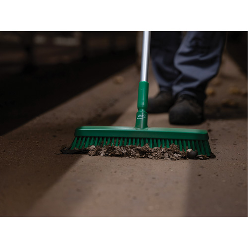 Push Broom Head, Fine/Stiff Bristles, 16-1/2", Polyester/Polypropylene, Green Distribution Industrielle GC