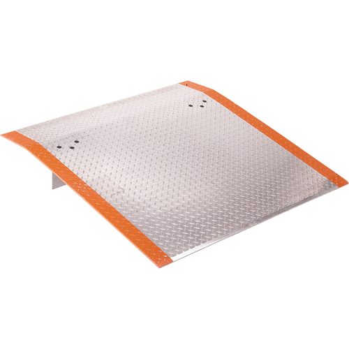 Aluminum Dockplates, 2000 lbs. Load Capacity, 48" L x 42" W x 9" H Distribution Industrielle GC
