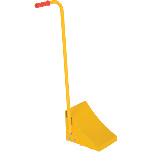 Ergo Handle Wheel Chock, Steel, Yellow, 8" W x 10-3/4" D x 9-1/8" H Distribution Industrielle GC