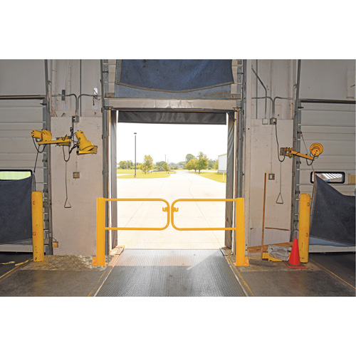 Barri&egrave;re de quai pivotante, 42-1/16" h x 113" la Distribution Industrielle GC