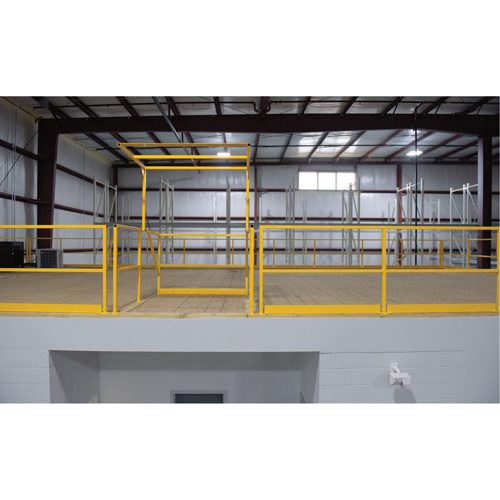 Barri&egrave;re de s&eacute;curit&eacute; pour mezzanine, 68-1/2" lo x 42" ha, 80-1/16" &eacute;lev&eacute;e, Jaune Distribution Industrielle GC