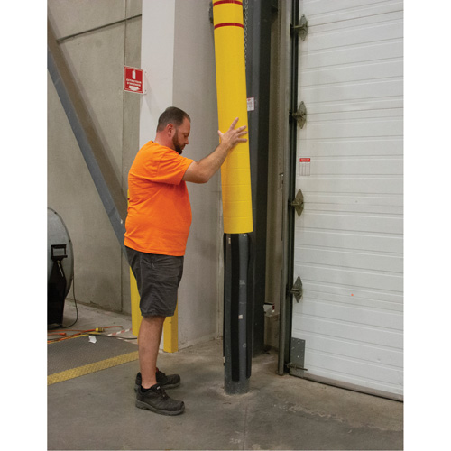 Polyethylene Bollard Cover, 4-1/2" Dia. x 64" L, Red/Yellow Distribution Industrielle GC
