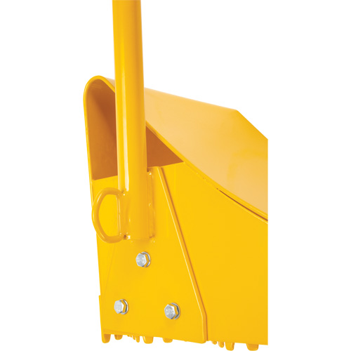 Cale de roue pour la glace avec poign&eacute;e ergonomique, Acier, Jaune, 8-1/16" la x 10-5/8" p x 8-13/16" h Distribution Industrielle GC