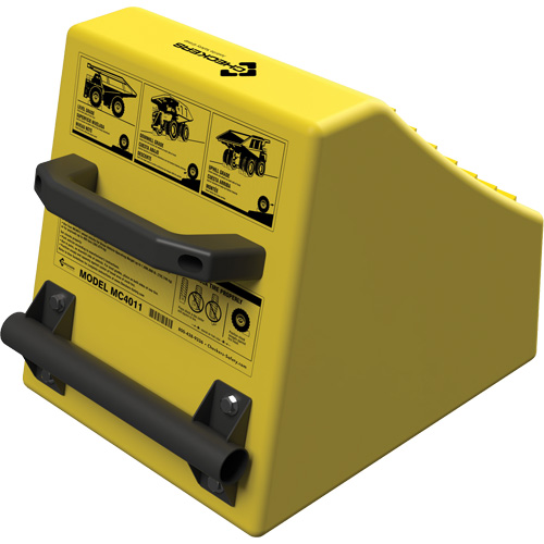 Cale de roue ultra-robuste pour l'exploitation mini&egrave;re Checkers Safety, PEHD, Jaune, 14-1/2" la x 17-1/2" p x 16" h Distribution Industrielle GC