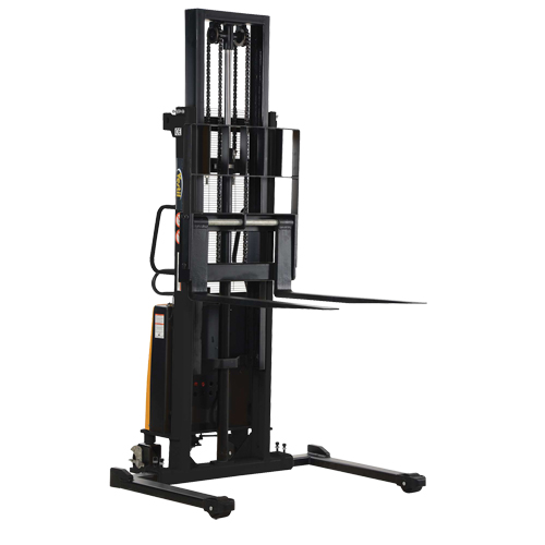 Gerbeur pour chariot &eacute;l&eacute;vateur, Fonctionnement &eacute;lectrique, Capacit&eacute; 2000 lb, Lev&eacute;e max 63" Distribution Industrielle GC