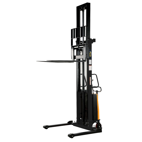 Gerbeur pour chariot &eacute;l&eacute;vateur, Fonctionnement &eacute;lectrique, Capacit&eacute; 2000 lb, Lev&eacute;e max 150" Distribution Industrielle GC