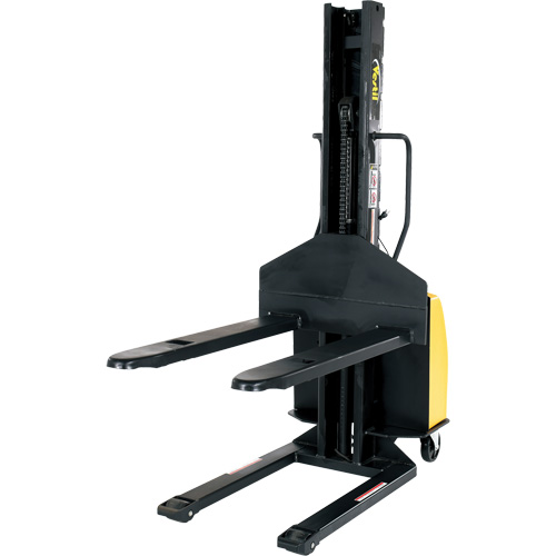 Gerbeur motoris&eacute; avec m&acirc;t &eacute;troit, Fonctionnement &eacute;lectrique, Capacit&eacute; 1500 lb, Lev&eacute;e max 63" Distribution Industrielle GC
