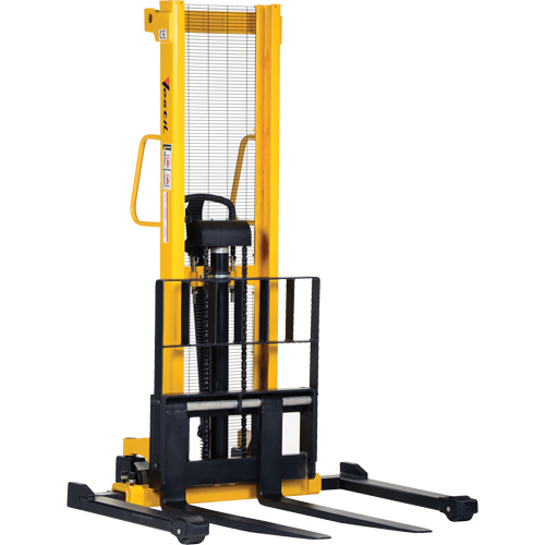 Manual Hydraulic Stacker, Hand Pump Operated, 2000 lbs. Capacity, 35" Max Lift Distribution Industrielle GC