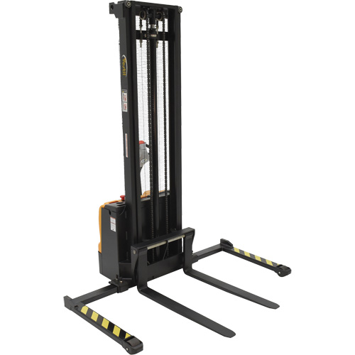 Double Mast Stacker, Electric Operated, 2200 lbs. Capacity, 150" Max Lift Distribution Industrielle GC