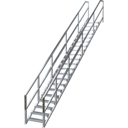 SmartStairs 17-21 Steps Modular Construction Stair System, 157-1/2" H Distribution Industrielle GC