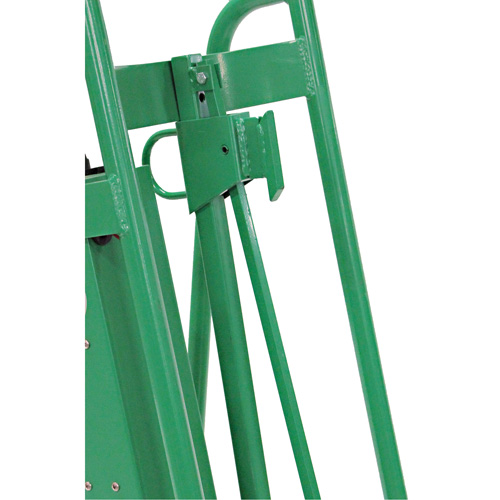 Diable pour baril motoris&eacute; avec roues pneumatiques Distribution Industrielle GC