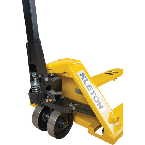 Steel Wheel Pallet Truck, Steel, 48" L x 27" W, 5500 lbs. Capacity Distribution Industrielle GC