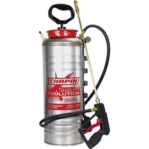 Pulv&eacute;risateur de b&eacute;ton &agrave; r&eacute;servoir Evolution, 3,5 gal. (13,2 L), Acier inoxydable, Lance de 19" Distribution Industrielle GC