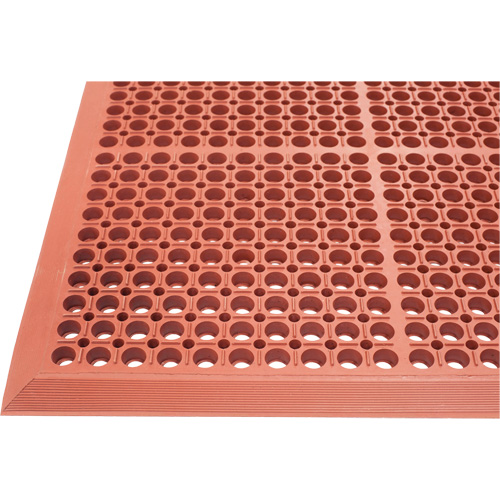 Tapis de s&eacute;rie Competitor, &agrave; fentes, 3' x 5' x 7/8", Orange, Caoutchouc naturel Distribution Industrielle GC
