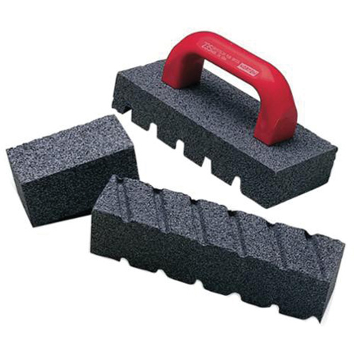 Brique abrasive avec cannelures manuelle au carbure de silicium 37C Distribution Industrielle GC
