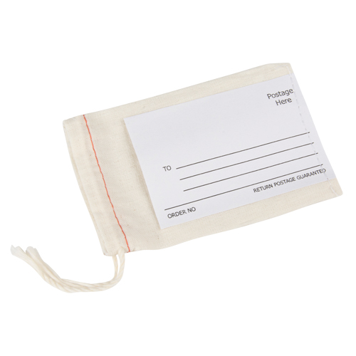 Sacs postaux en tissu avec &eacute;tiquette Distribution Industrielle GC