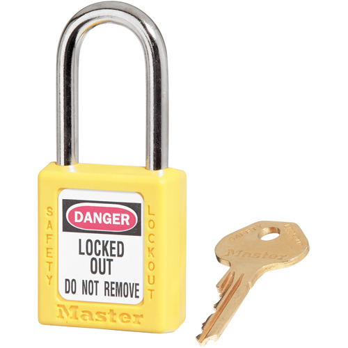 Cadenas Zenex, Cadenas de s&eacute;curit&eacute;, Cl&eacute;s diff&eacute;rentes, Thermoplastique, Largeur de 1-1/2" Distribution Industrielle GC