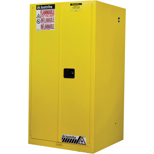 Armoires Sure-Grip EX pour produits inflammables, 60 gal., 2 Porte(s), 34" La x 65" h x 34" p Distribution Industrielle GC