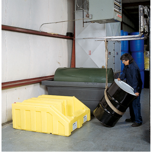 Poly-Racker pour syst&egrave;me Poly-Rack, 49" lo x 53" la x 23" ha, 102 gal. US Capacit&eacute; Distribution Industrielle GC