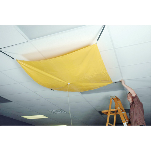 Ultra-Drip Diverter d&eacute;viateur d&eacute;gouttement de toit, 7' lo x 7' la, Vinyle Distribution Industrielle GC