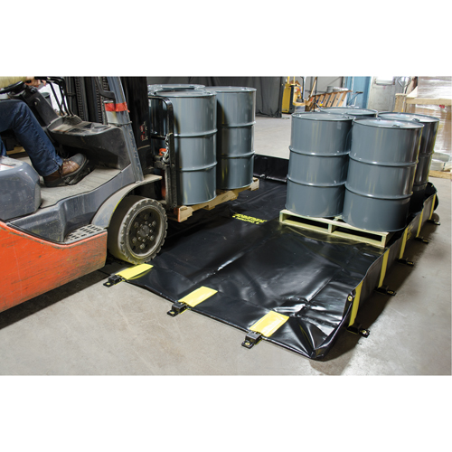 Rigid-Lock QuickBerm&reg;, 745 US gal. Capacity, 10' W x 10' L x 12" H, Stake Wall Distribution Industrielle GC