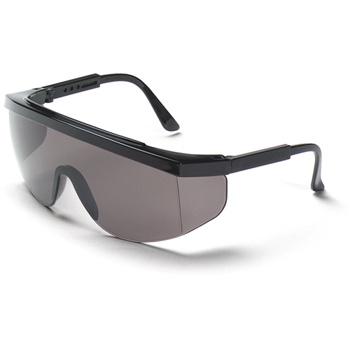 Lunettes de s&eacute;curit&eacute; Tomahawk, Lentille Grise/fum&eacute;e, Anti-&eacute;gratignures, R&eacute;pond ou surpasse la norme CSA Z94.3 Distribution Industrielle GC