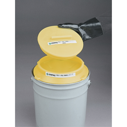 Couvercle pour entonnoirs Poly-Pail Funnel Distribution Industrielle GC