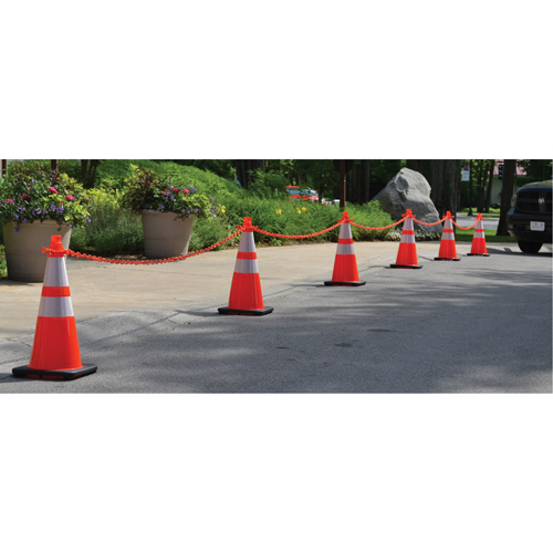 Ensemble de c&ocirc;nes de signalisation et chaînes, 28", Jaune Distribution Industrielle GC