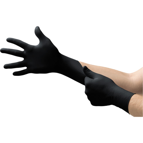 Gants Onyx, Petit, Nitrile, 3,5 mils, Sans poudre, Noir Distribution Industrielle GC
