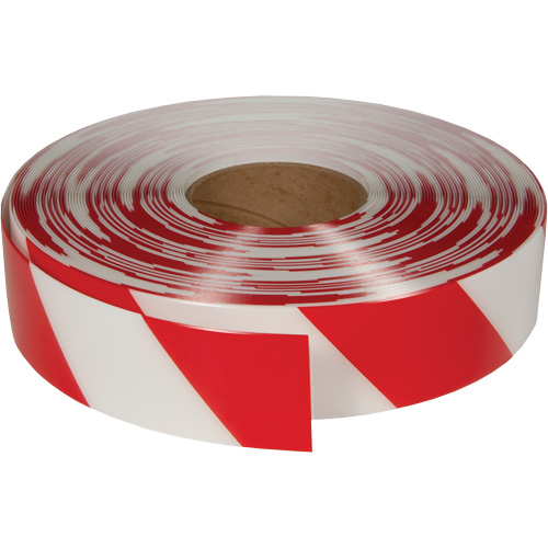 Ruban de marquage tr&egrave;s r&eacute;sistant pour plancher ArmorStripe, 2" x 100', PVC, Rouge et blanc Distribution Industrielle GC