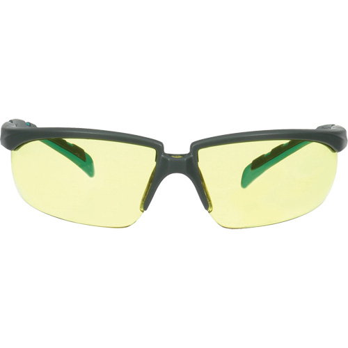 Lunettes de s&eacute;curit&eacute; de la s&eacute;rie Solus 2000, Lentille Ambr&eacute;e, Antibu&eacute;e/Anti-&eacute;gratignures, ANSI Z87+ Distribution Industrielle GC