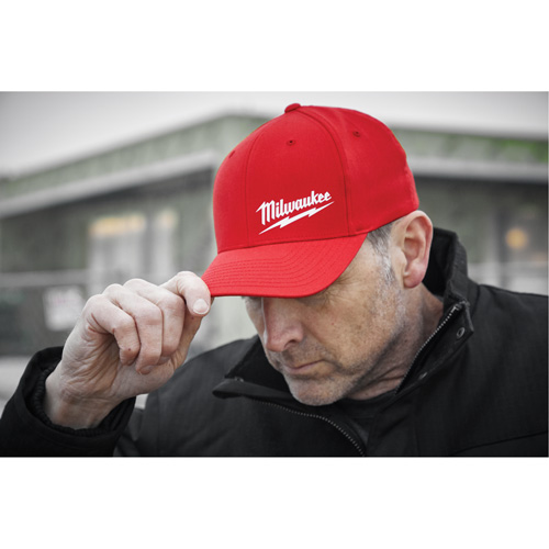 Flexfit&reg; Fitted Hat, Red, Poly-Cotton Distribution Industrielle GC