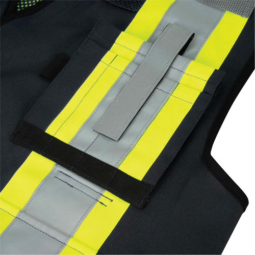 6679 Veste d'arpenteur antimicrobienne haute visibilit&eacute; avec dos en maille, Noir, Petit, Polyester Distribution Industrielle GC