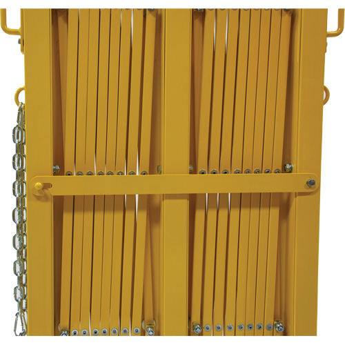 Expandable Barrier, 84" H x 20' L, Yellow Distribution Industrielle GC