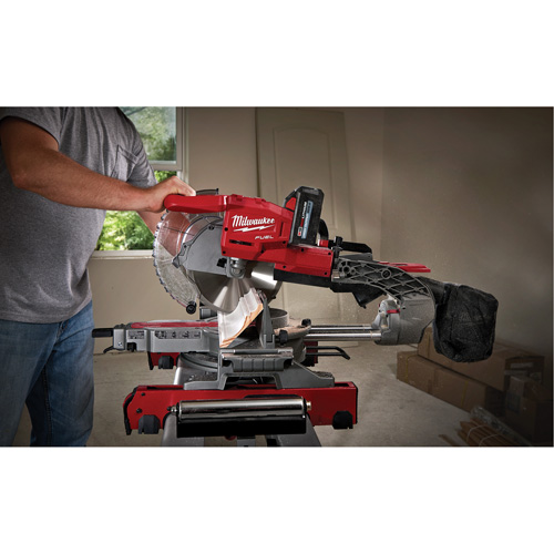 M18 Fuel Dual Bevel Sliding Compound Mitre Saw Kit Distribution Industrielle GC